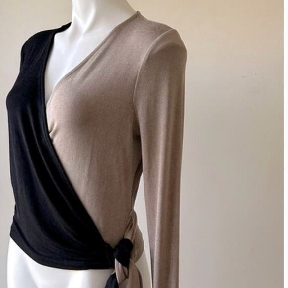 NWT!  & Other Stories Two-Tone Wrap Blouse in Black and Tan  - Size Small - Picture 16 of 16